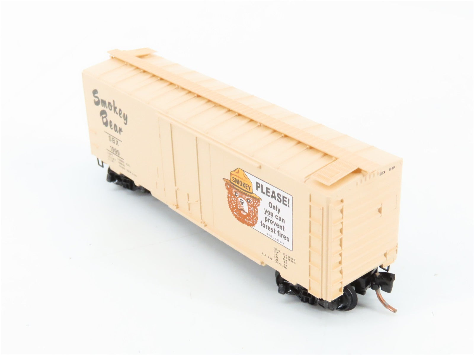 N Scale Micro-Trains MTL 21260 SBX Smokey Bear 40' Plug Door Box Car 1999 RTR