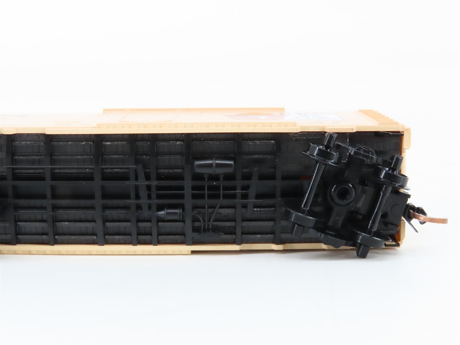 N Scale Micro-Trains MTL 21260 SBX Smokey Bear 40' Plug Door Box Car 1999 RTR
