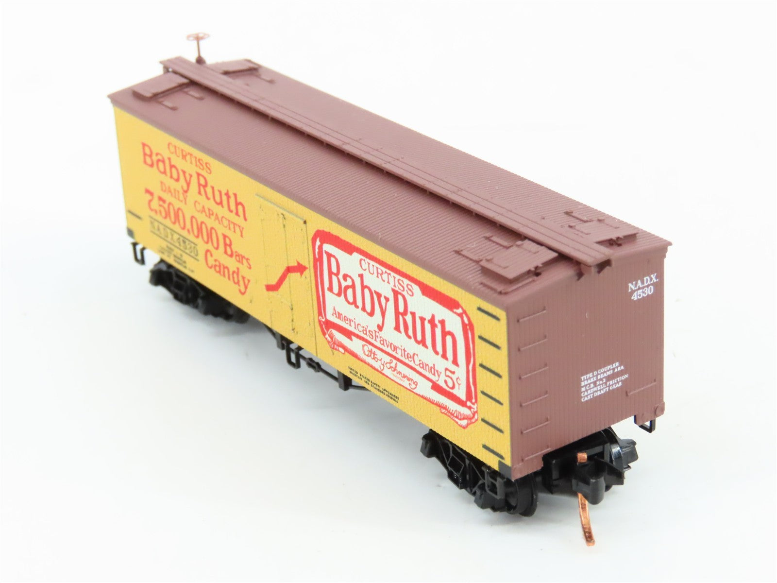 N Scale Micro-Trains MTL 05800220 NADX Nestle Baby Ruth #3 Wood Reefer 4530 RTR