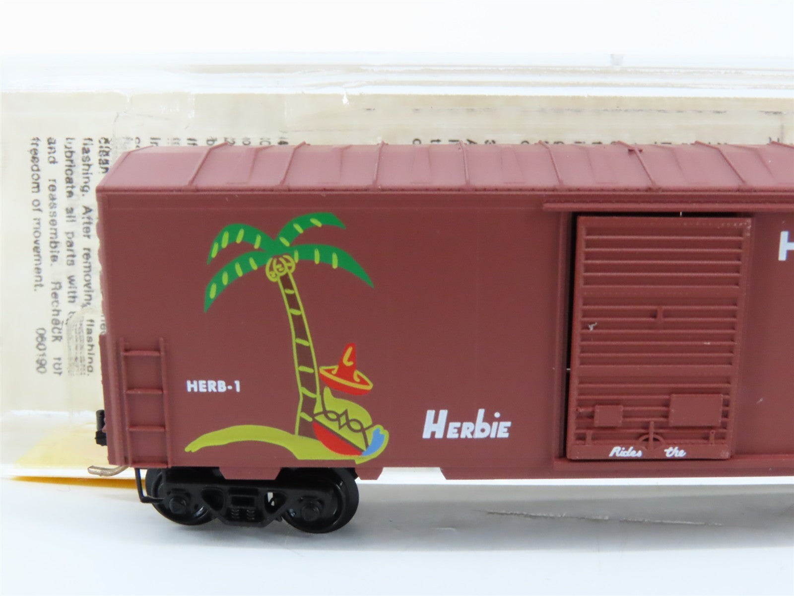 N Scale Micro-Trains MTL 24220 Herbie Mo-Pac 40' Single Door Box Car HERB-1 RTR
