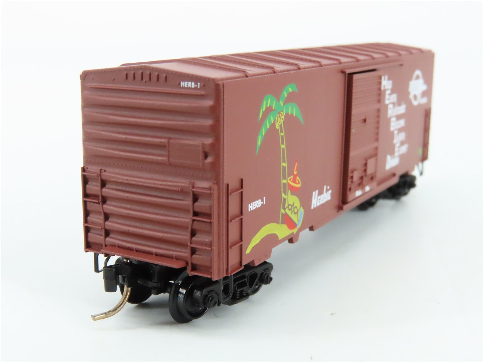 N Scale Micro-Trains MTL 24220 Herbie Mo-Pac 40' Single Door Box Car HERB-1 RTR
