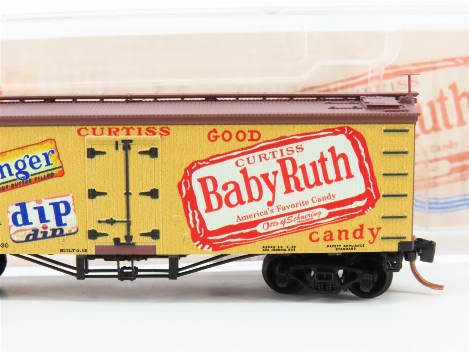 N Scale Micro-Trains MTL 05800240 NADX Nestle Baby Ruth #6 Ice Reefer 4791 RTR