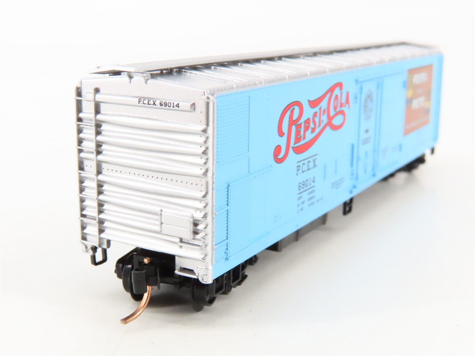 N Scale Micro-Trains MTL 69130 PCEX Pepsi-Cola 51' Mechanical Reefer 69014 RTR