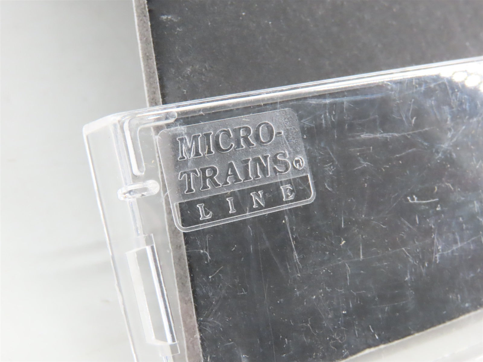 N Micro-Trains MTL 06500780 SKYX Skelly Oil Co. 39' Single Dome Tank Car 2293