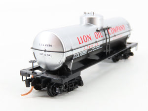 N Scale Micro-Trains MTL 06500820 LUX Lion Oil 39' Single Dome Tank Car 2256 RTR