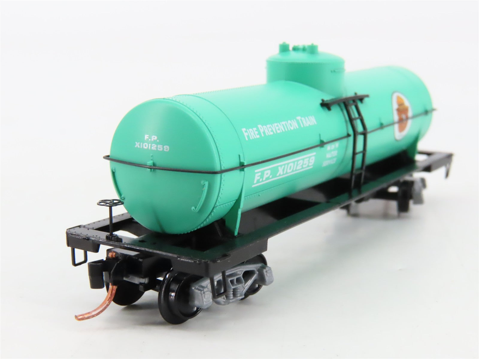 N Scale Micro-Trains MTL 65540 FP Smokey Bear 39' Single Dome Tank Car RTR