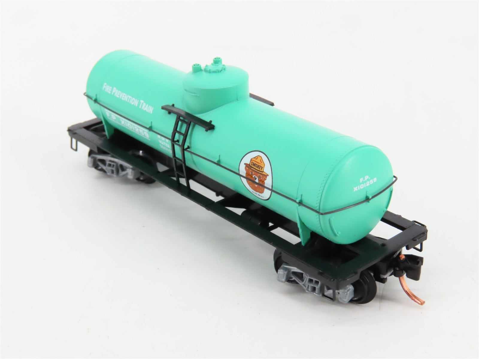 N Scale Micro-Trains MTL 65540 FP Smokey Bear 39' Single Dome Tank Car RTR