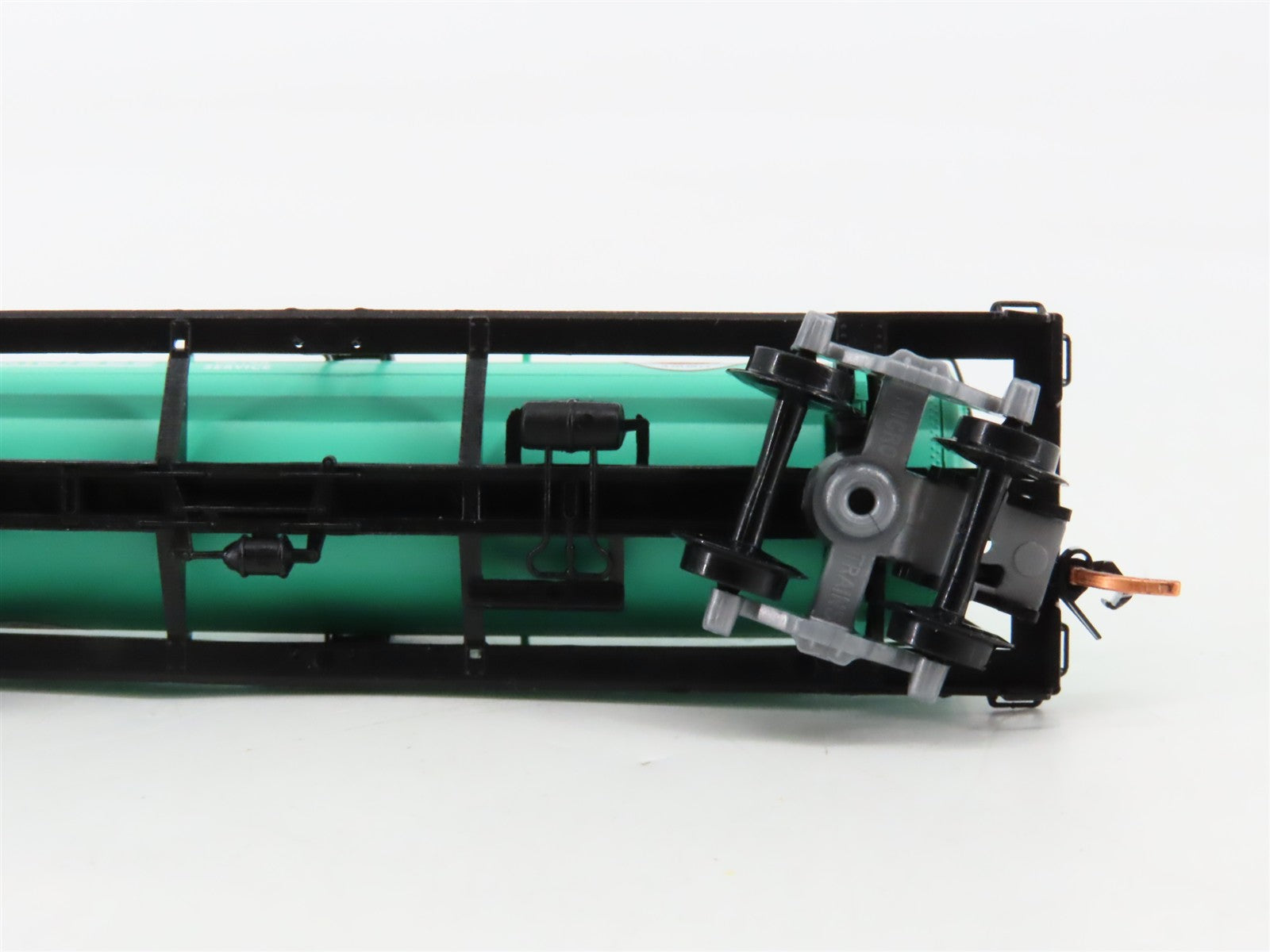 N Scale Micro-Trains MTL 65540 FP Smokey Bear 39' Single Dome Tank Car RTR