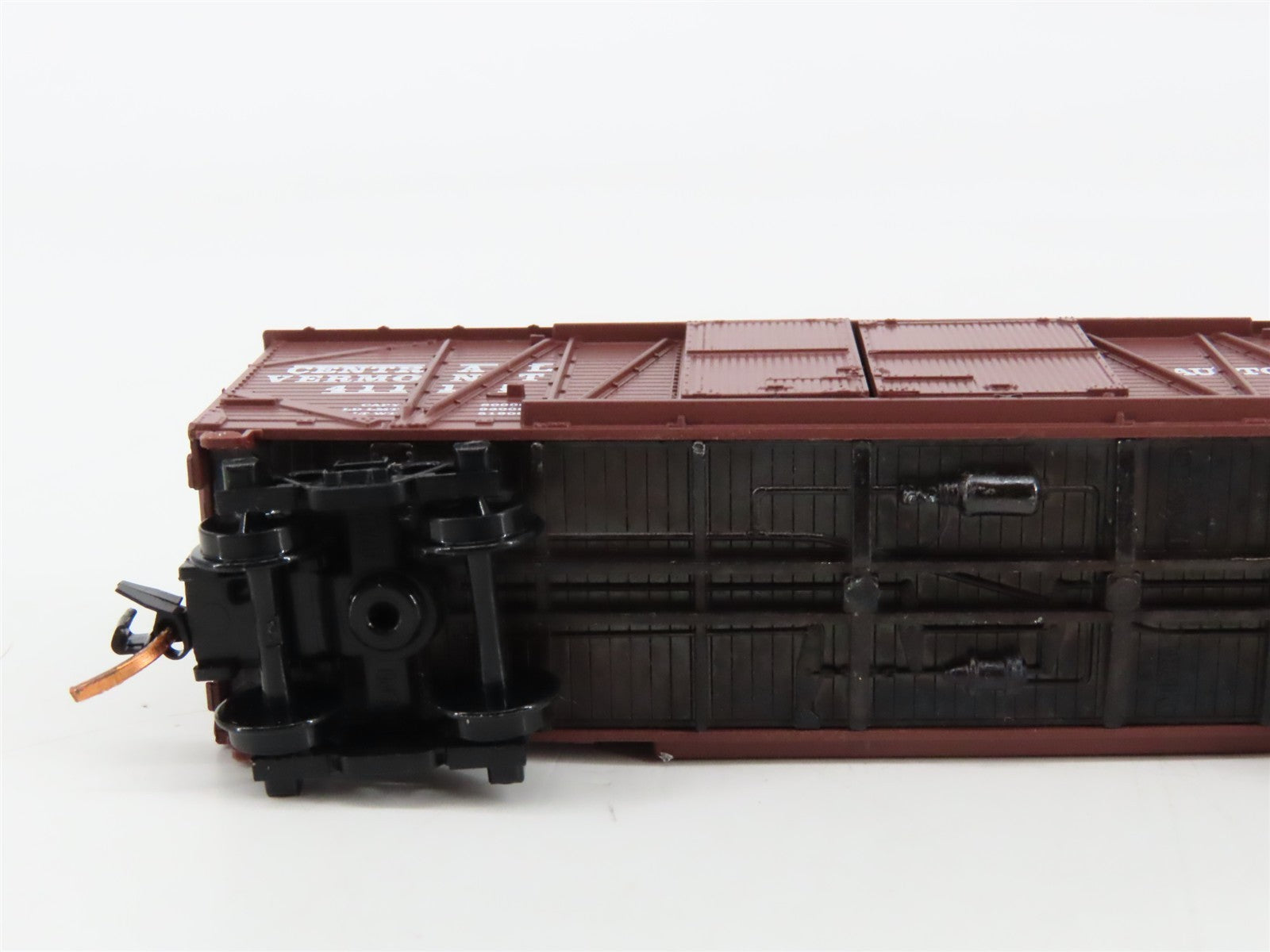 N Scale Micro-Trains MTL 02900050 CV Central Vermont 40' Box Car 41115 RTR