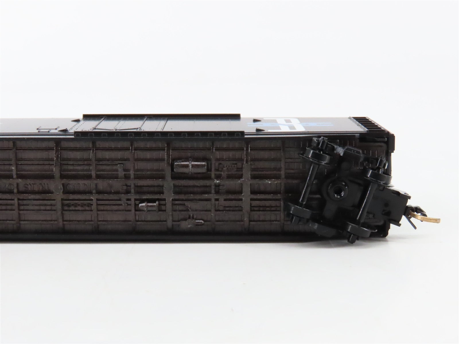N Scale Micro-Trains MTL 32330 Boston & Maine 50' Plug Door Milk Box Car RTR