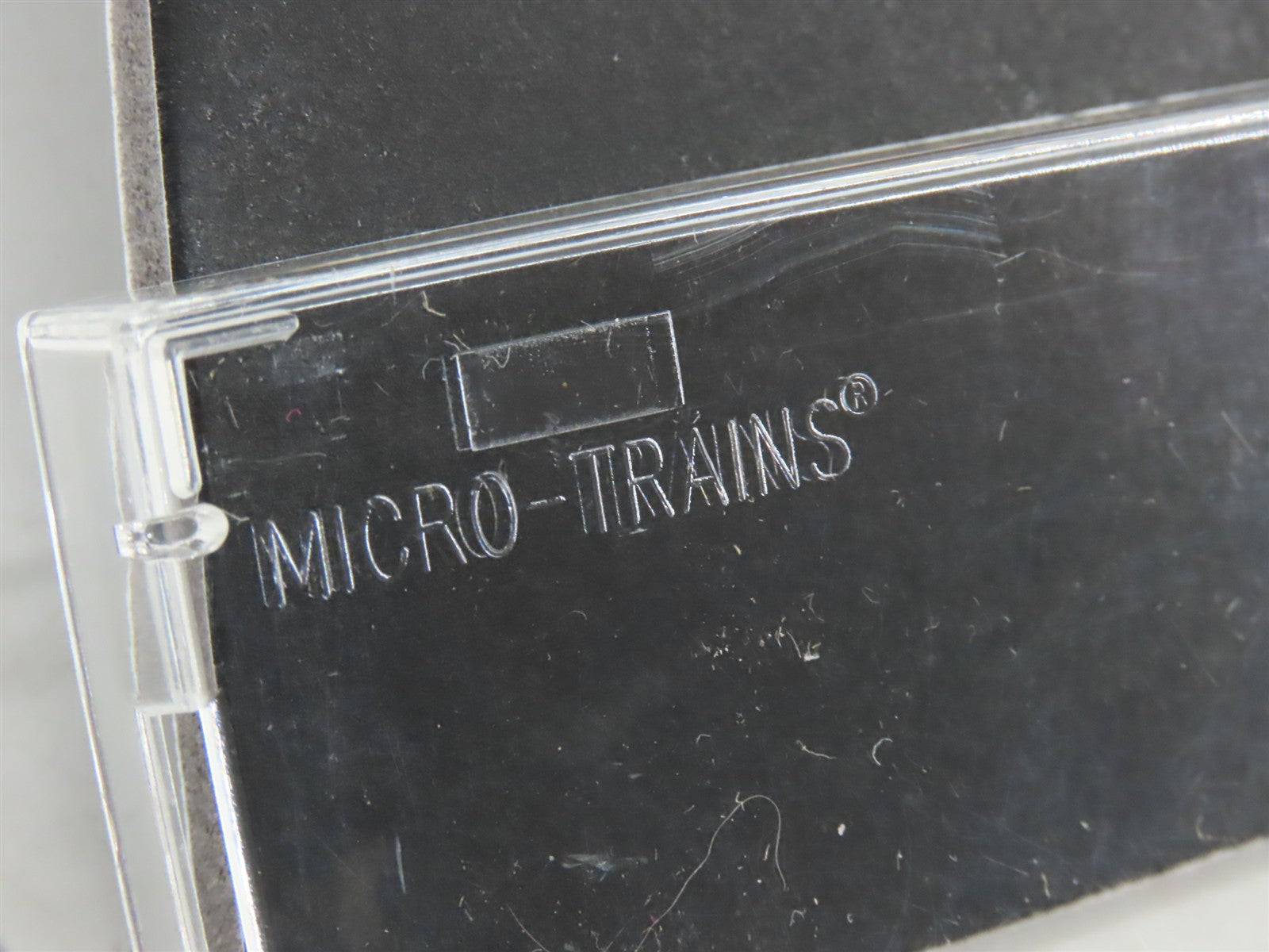 N Scale Micro-Trains MTL 32330 Boston & Maine 50' Plug Door Milk Box Car RTR