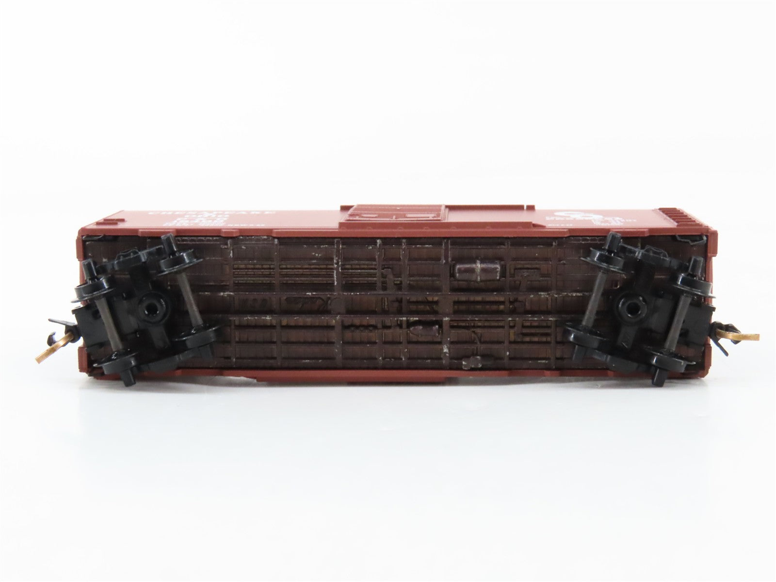 N Scale Micro-Trains MTL 20440 C&O Chesapeake & Ohio 40' Box Car 18499 RTR