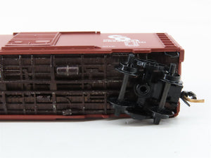 N Scale Micro-Trains MTL 20440 C&O Chesapeake & Ohio 40' Box Car 18499 RTR