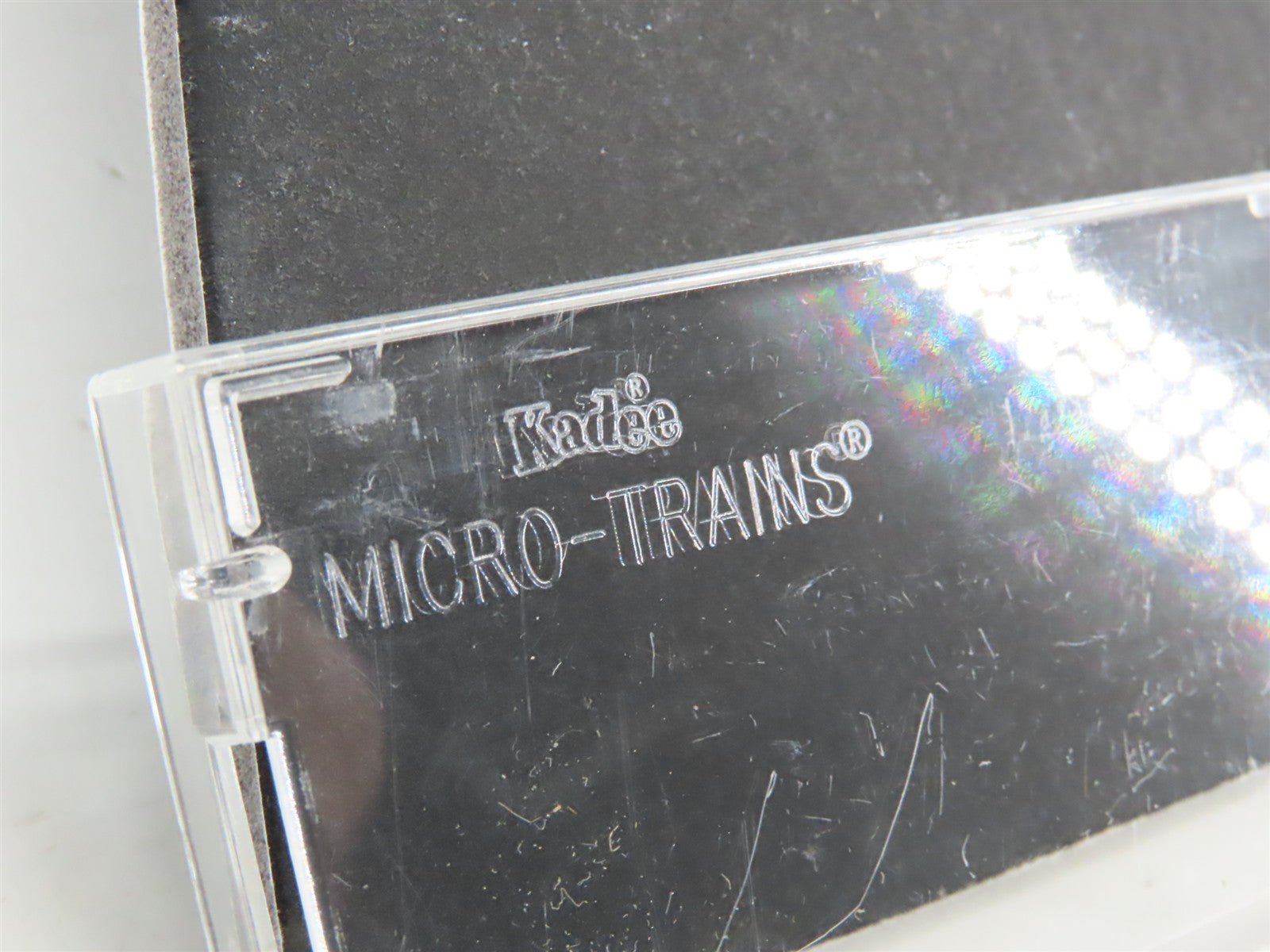 N Scale Micro-Trains MTL 20440 C&O Chesapeake & Ohio 40' Box Car 18499 RTR