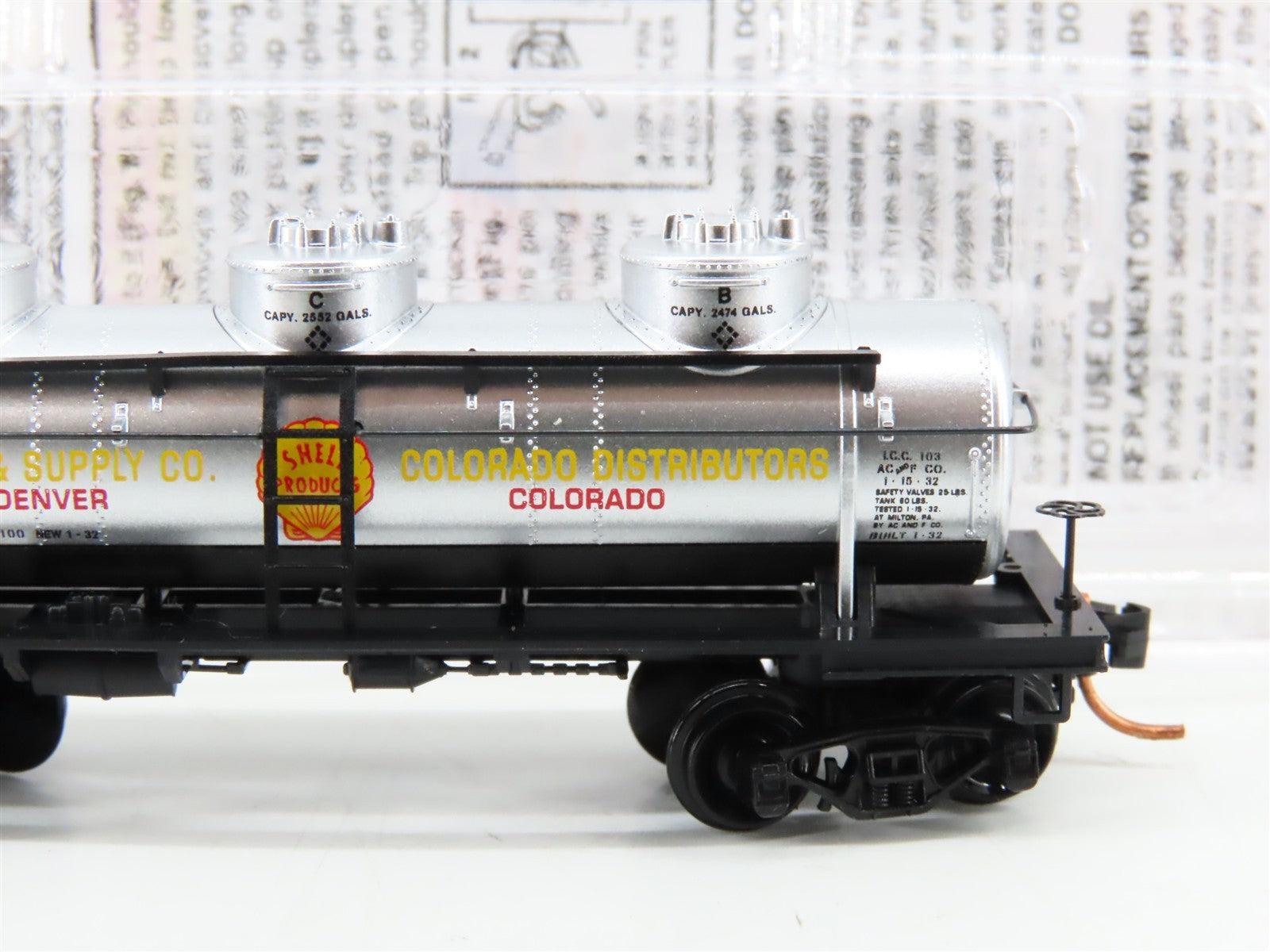 N Scale Micro-Trains MTL 06600080 CTTX Navy Gas & Supply 3-Dome Tank Car 8511