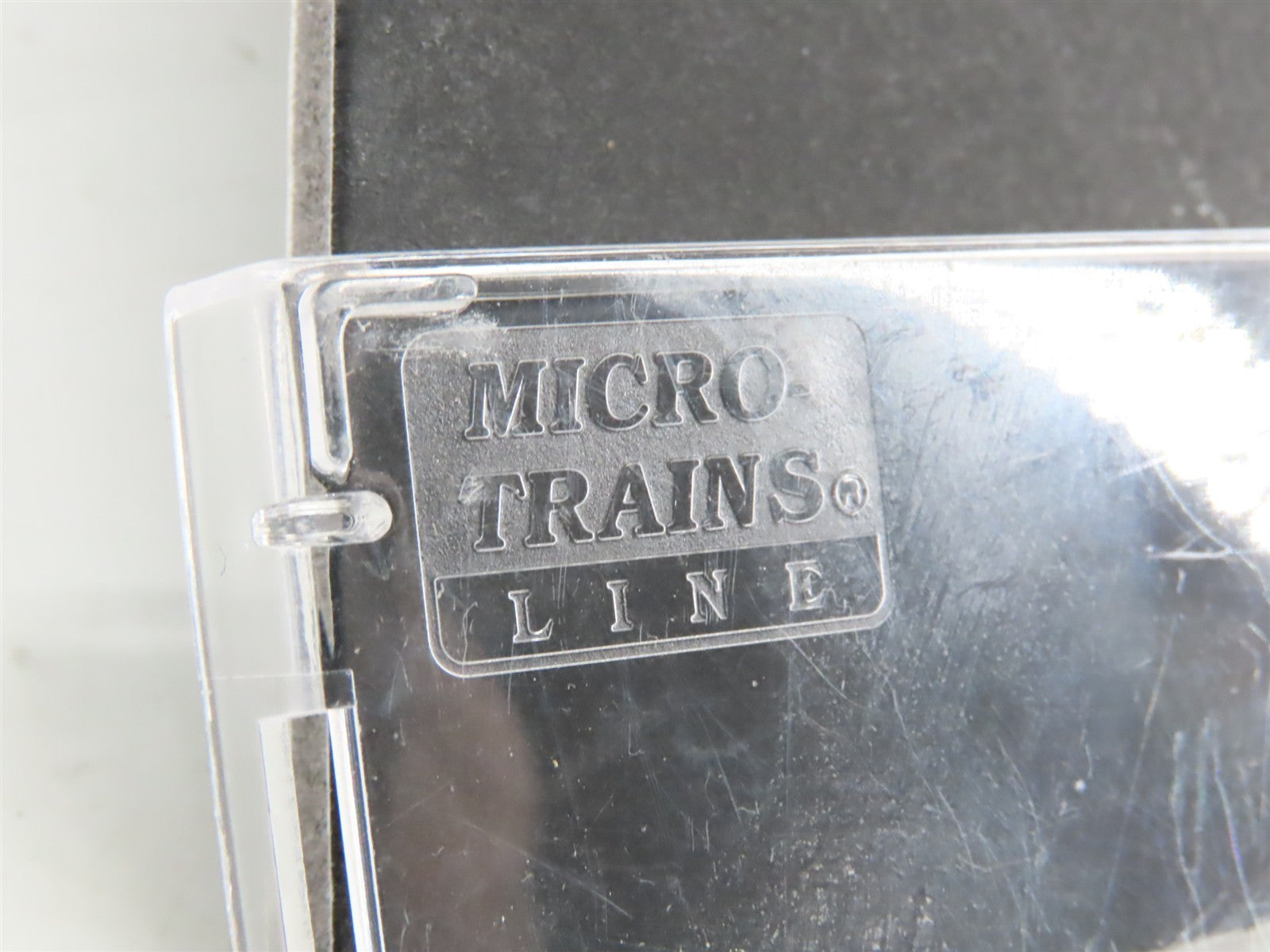 N Scale Micro-Trains MTL 06600080 CTTX Navy Gas & Supply 3-Dome Tank Car 8511
