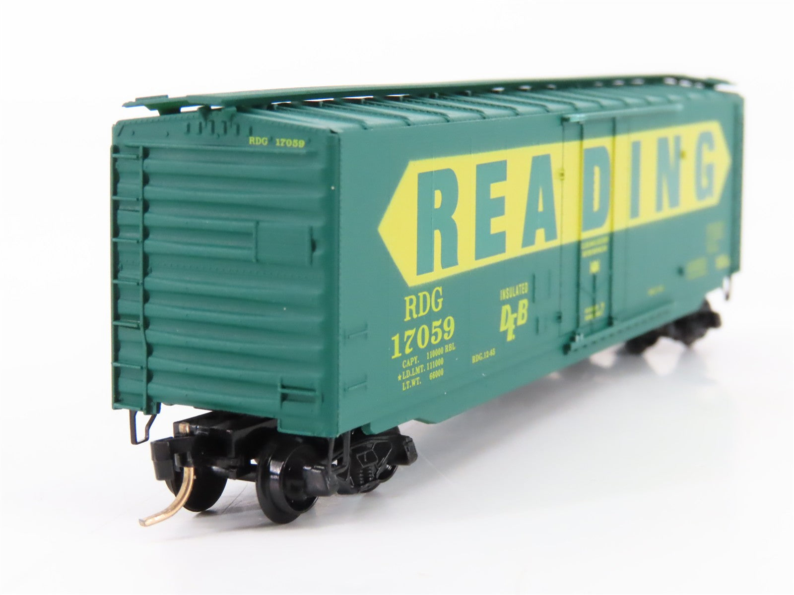 N Scale Micro-Trains MTL 32320 RDG Reading 50' Plug Door Box Car 17059 RTR