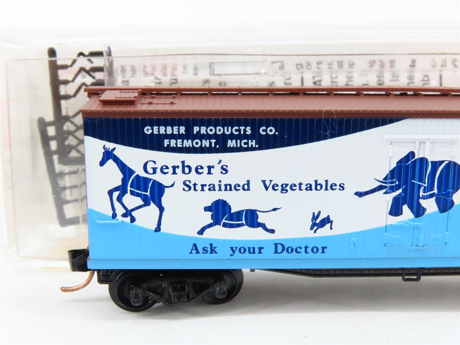 N Scale Micro-Trains MTL 49330 GSVX Gerber Products Company 40' Reefer 1001 RTR