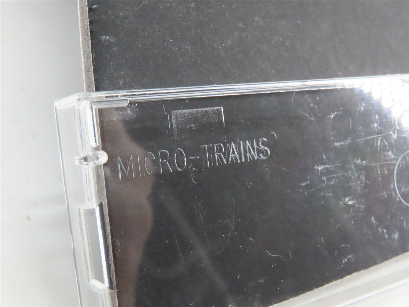 N Scale Micro-Trains MTL 49330 GSVX Gerber Products Company 40' Reefer 1001 RTR