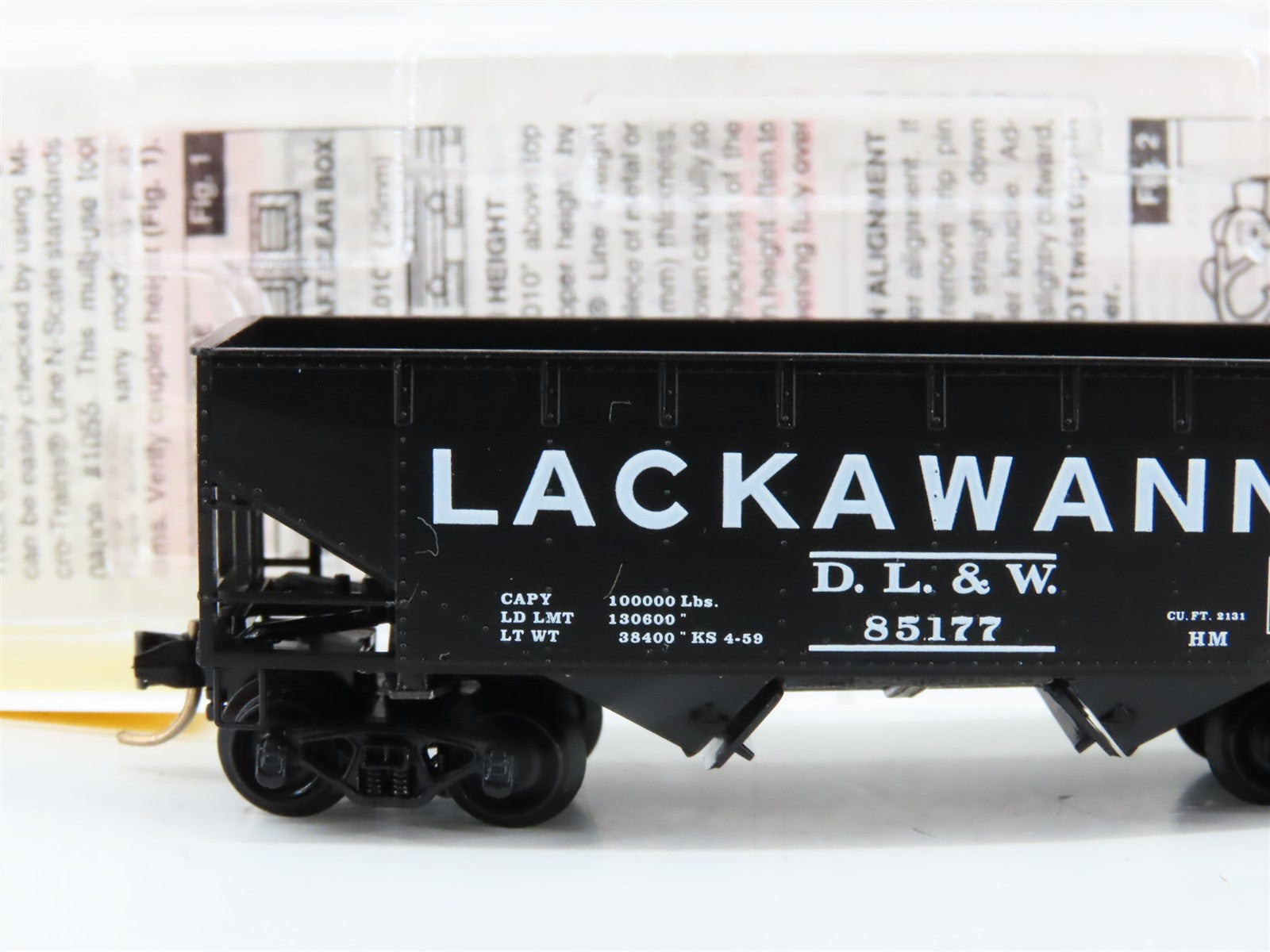 N Scale Micro-Trains MTL 55360 Delaware, Lackawanna & Western 33' Hopper RTR