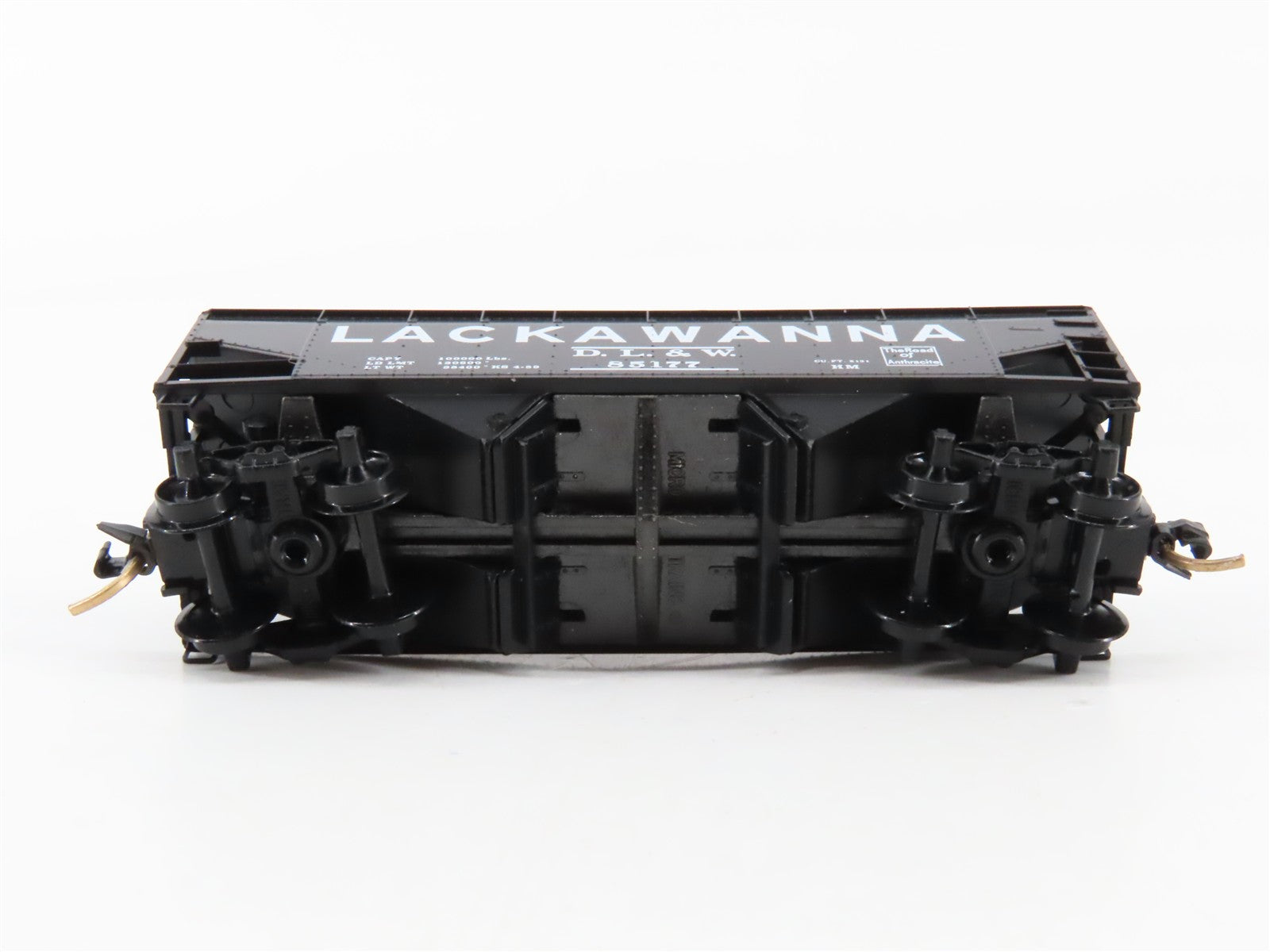 N Scale Micro-Trains MTL 55360 Delaware, Lackawanna & Western 33' Hopper RTR