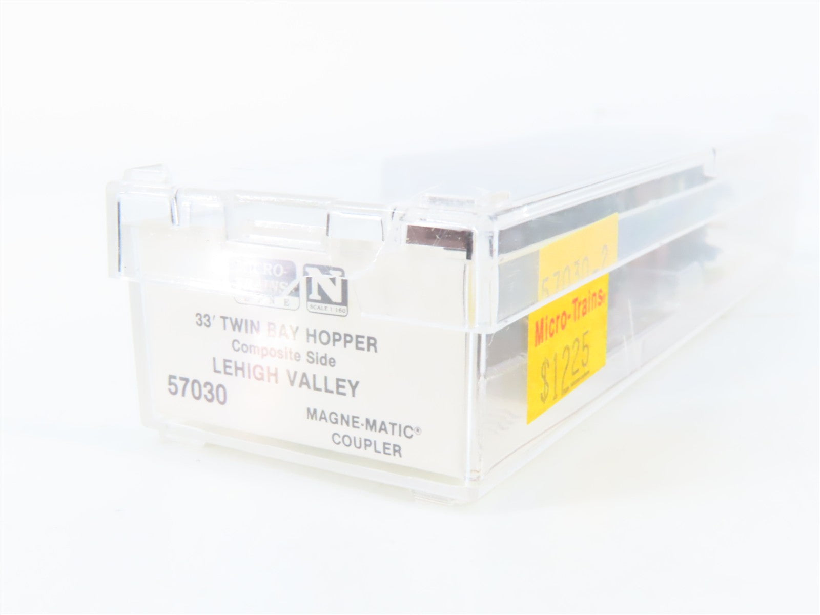 N Scale Micro-Trains MTL 57030 LV Lehigh Valley 33' 2-Bay Hopper 14231 RTR