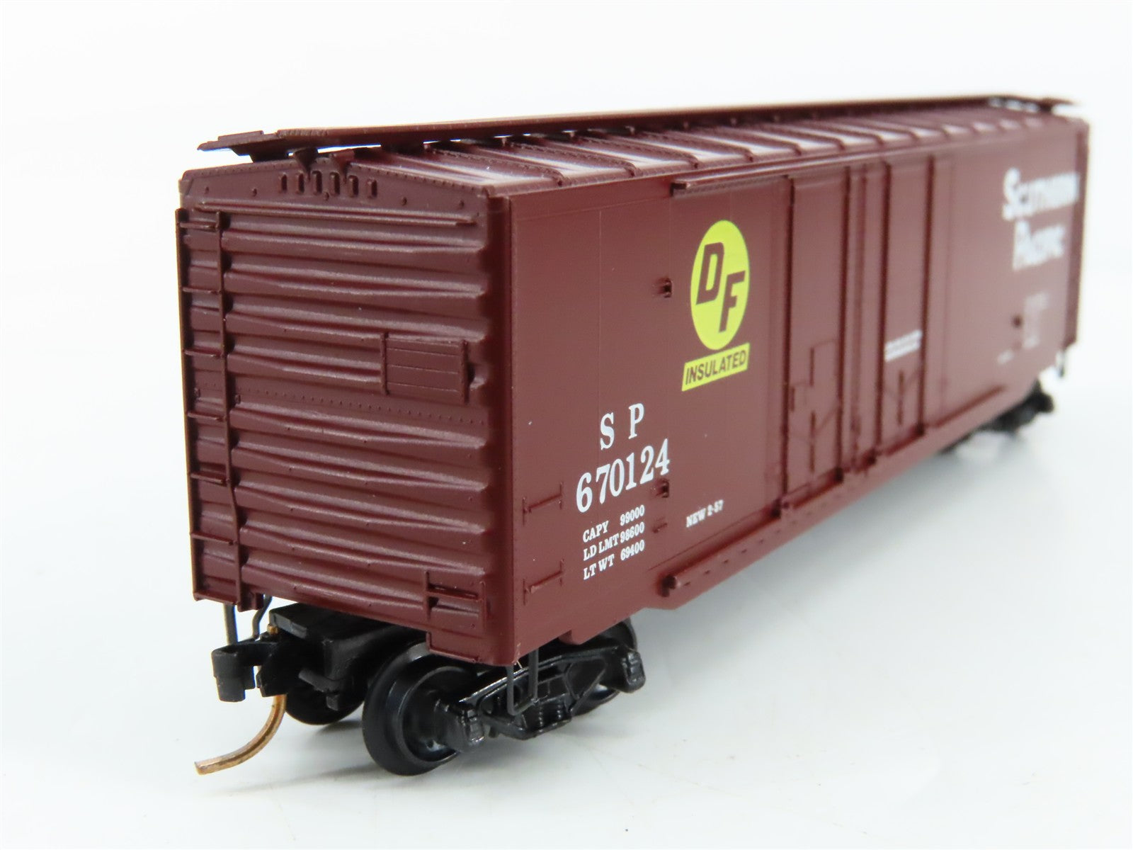N Scale Micro-Trains MTL 36040 Southern Pacific 50' Double Plug Door Box Car RTR