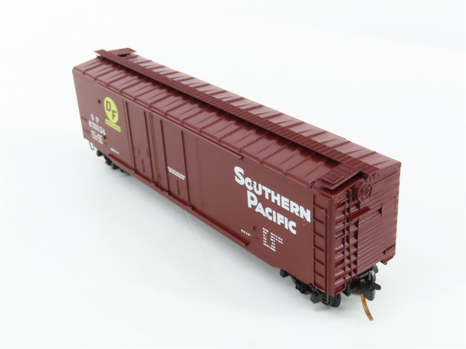 N Scale Micro-Trains MTL 36040 Southern Pacific 50' Double Plug Door Box Car RTR