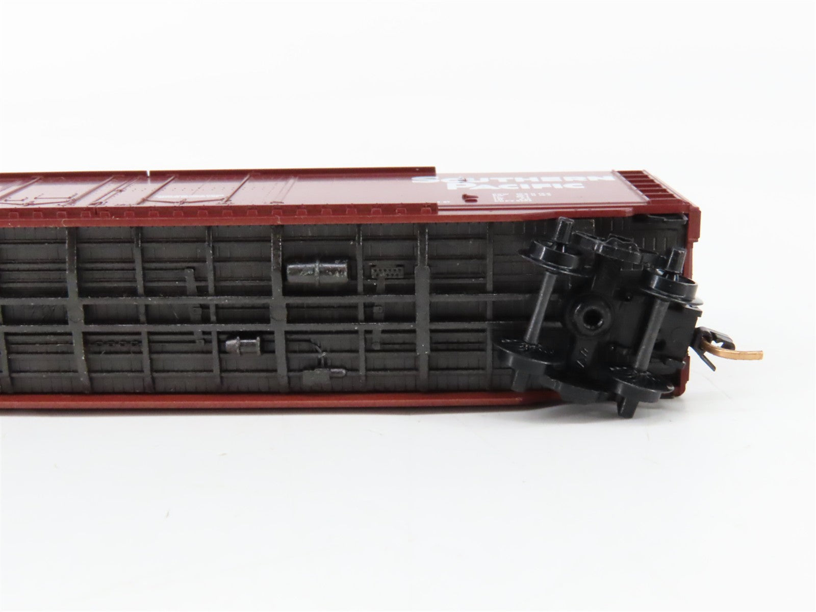 N Scale Micro-Trains MTL 36040 Southern Pacific 50' Double Plug Door Box Car RTR