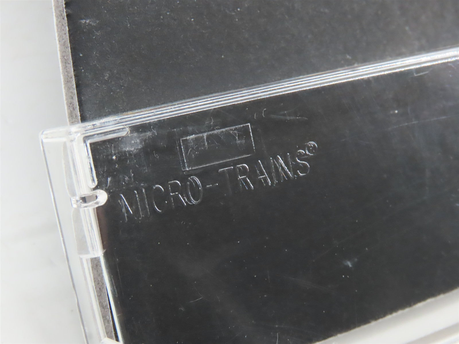 N Scale Micro-Trains MTL 65380 MTL Micro-Trains Line 39' Tank Car 1995 RTR