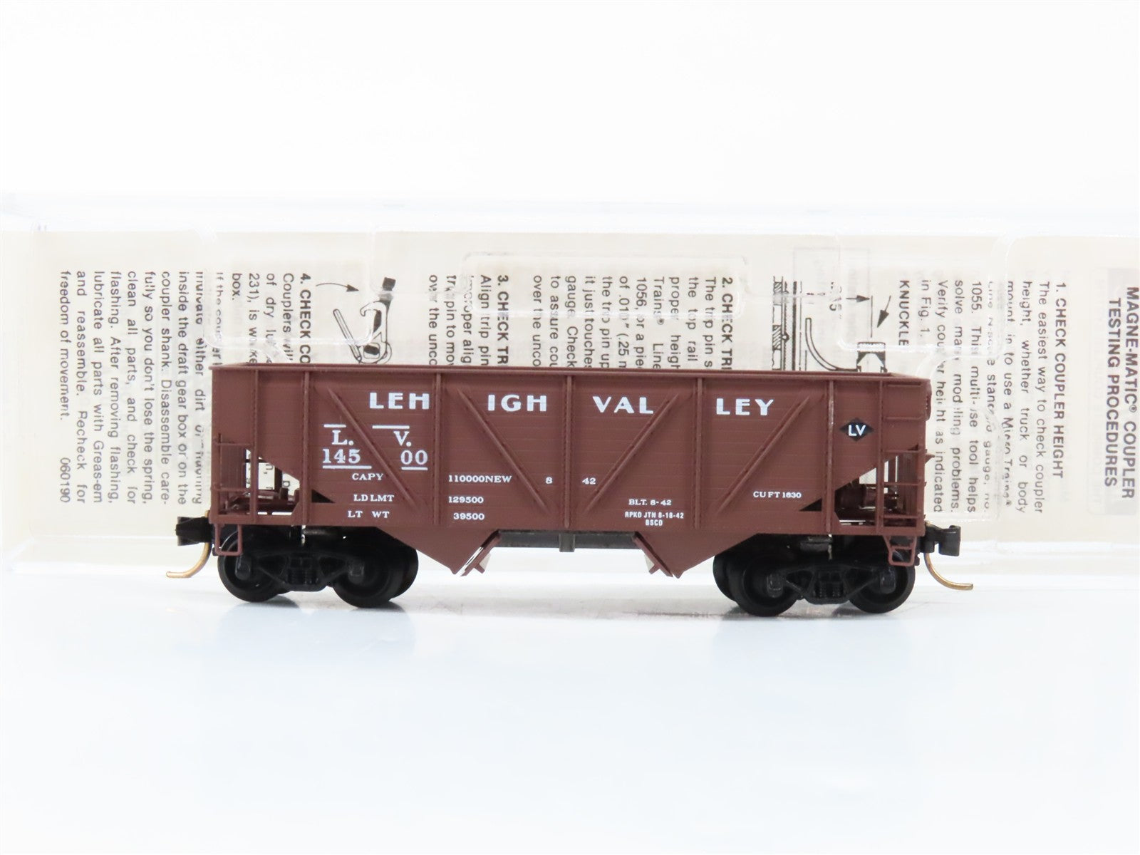N Scale Micro-Trains MTL 57030 Lehigh Valley 33' 2-Bay Composite Side Hopper RTR