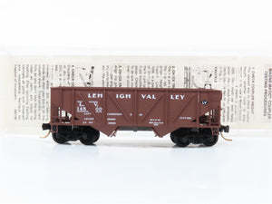 N Scale Micro-Trains MTL 57030 Lehigh Valley 33' 2-Bay Composite Side Hopper RTR