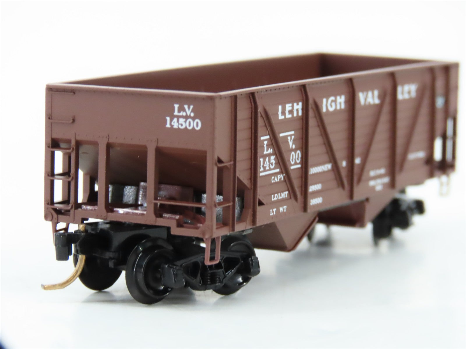 N Scale Micro-Trains MTL 57030 Lehigh Valley 33' 2-Bay Composite Side Hopper RTR