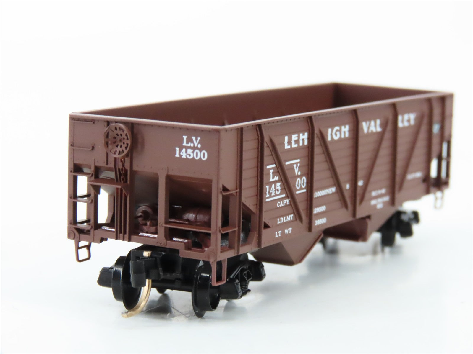 N Scale Micro-Trains MTL 57030 Lehigh Valley 33' 2-Bay Composite Side Hopper RTR