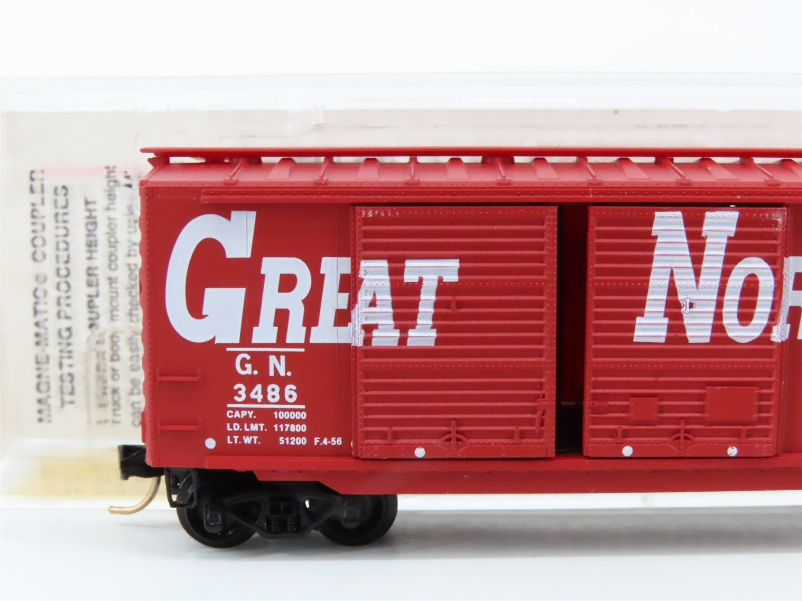 N Scale Micro-Trains MTL 23220 GN Great Northern 40' Box Car 3486 RTR