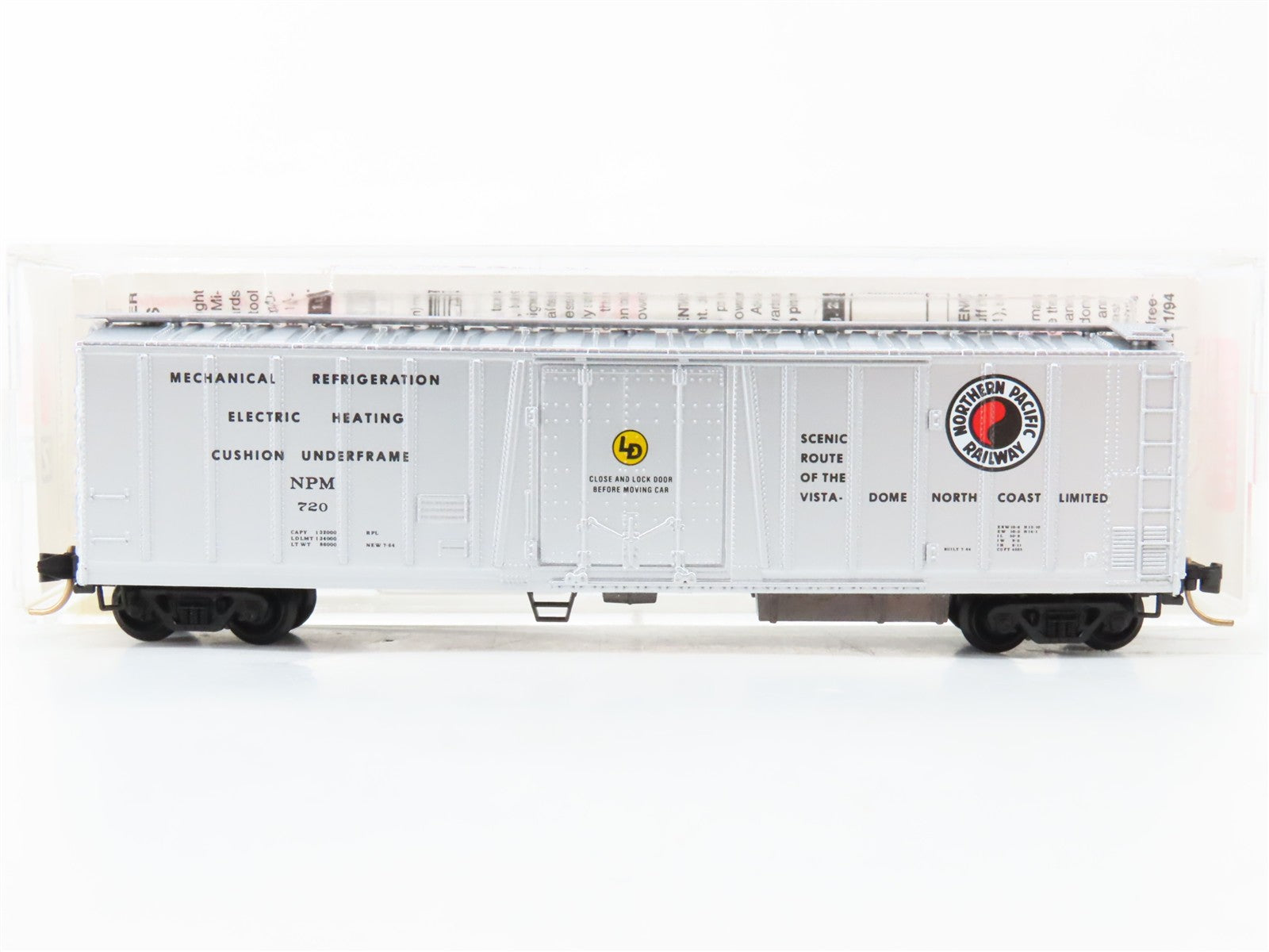 N Scale Micro-Trains MTL 70050 NPM Northern Pacific 51' Reefer 720 RTR