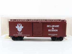N Scale Kadee Micro-Trains MTL 20520 D&H Delaware & Hudson 40' Box Car 18452 RTR