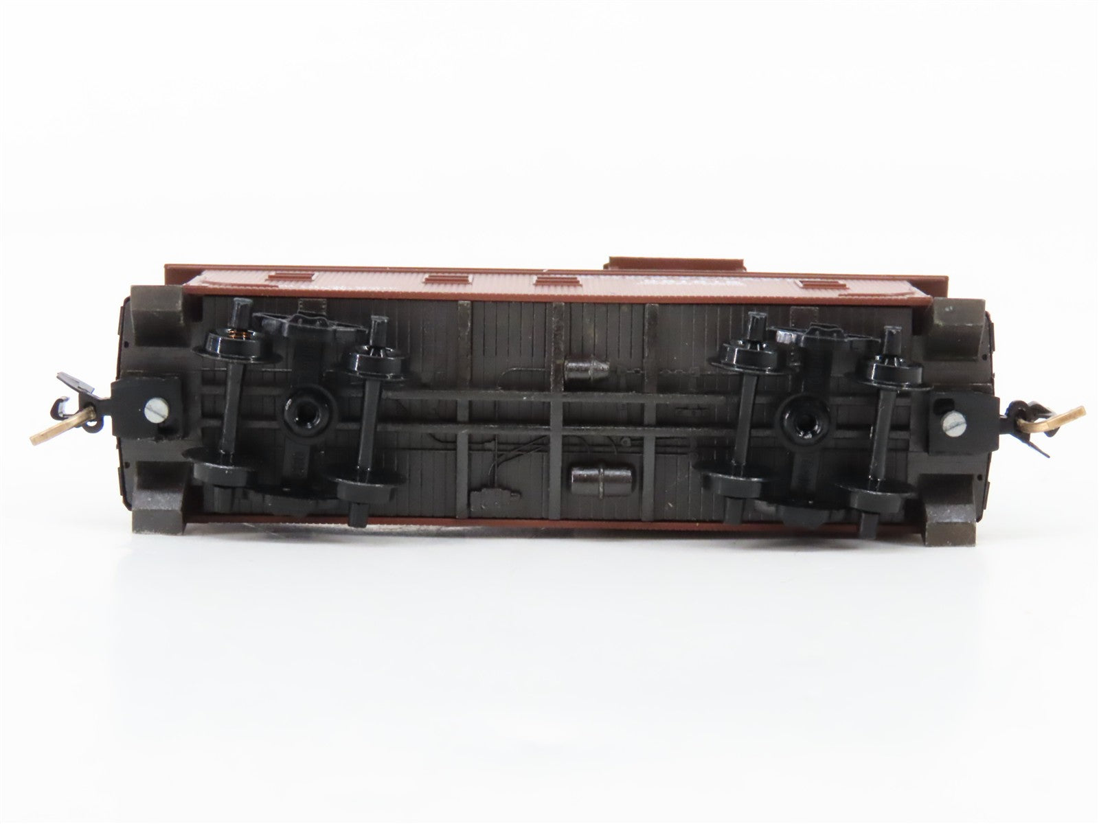 N Scale Micro-Trains MTL 51160 Pennsylvania 34' Wood-Sheathed Caboose RTR
