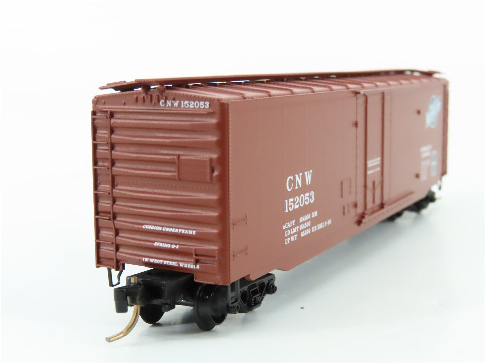 N Scale Micro-Trains MTL 32230 Chicago & North Western 50' Plug Door Box Car RTR