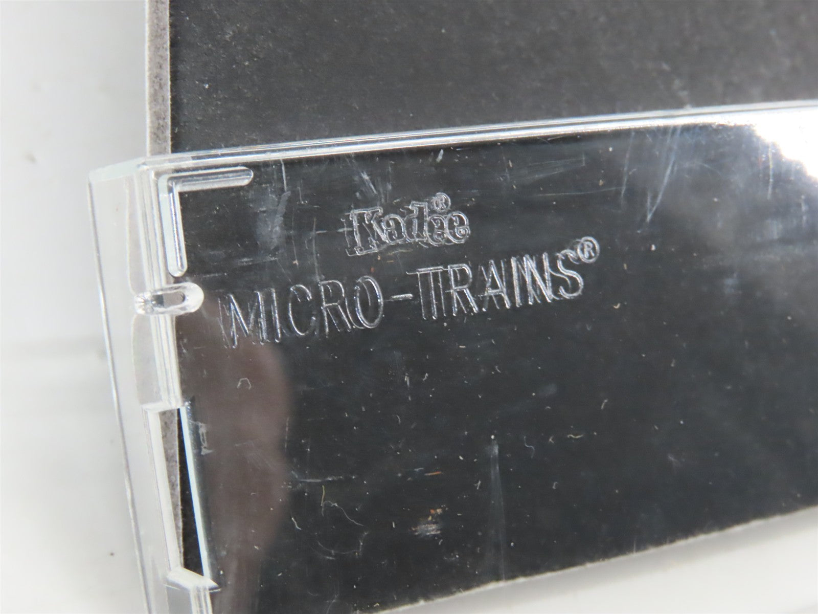 N Scale Micro-Trains MTL 32230 Chicago & North Western 50' Plug Door Box Car RTR