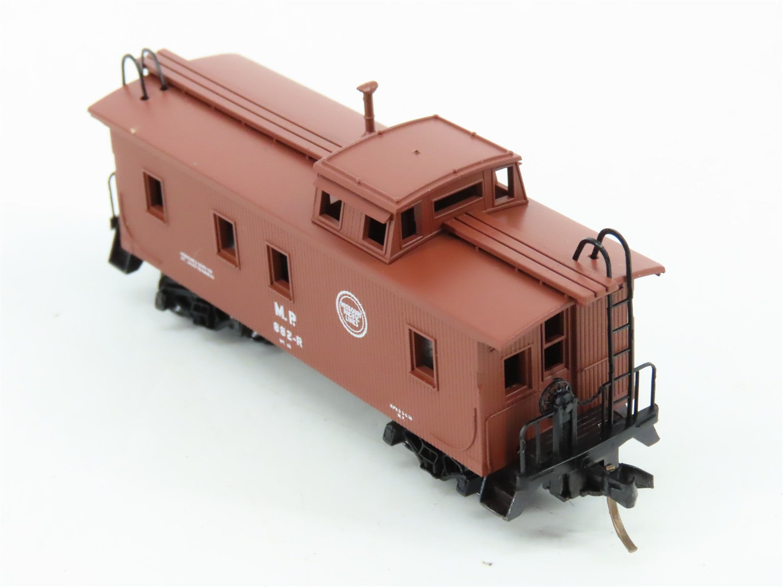 N Scale Micro-Trains MTL 50160 Missouri Pacific 34' Wood-Sheathed Caboose RTR