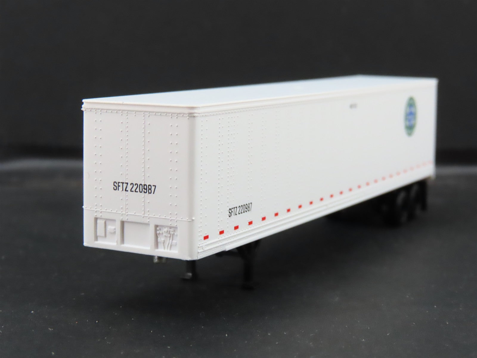 N Scale Micro-Trains MTL 68060 Burlington Northern Santa Fe 48' Van Trailer RTR