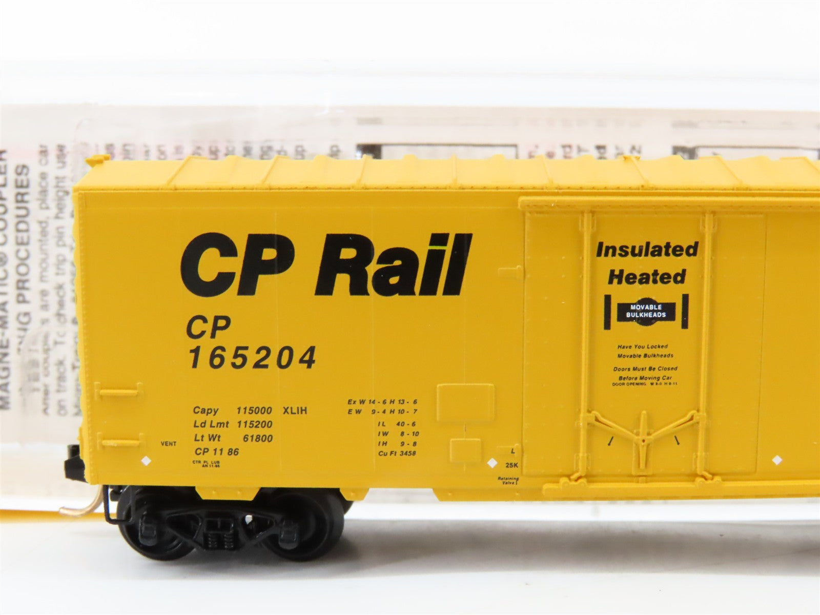 N Scale Micro-Trains MTL 74010 CP Canadian Pacific 40' Box Car 165204 RTR
