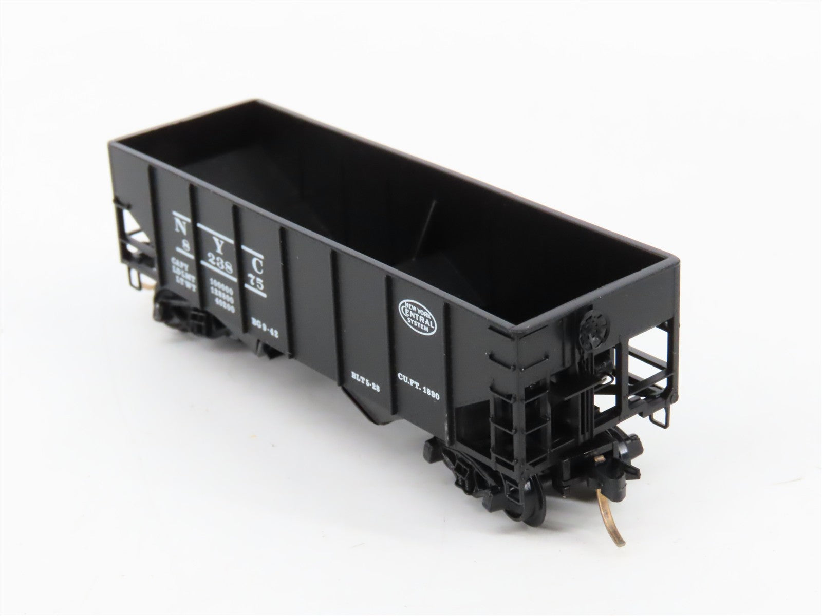 N Scale Micro-Trains MTL BLW-50 NYC New York Central 33' 2-Bay Hopper 823875 RTR