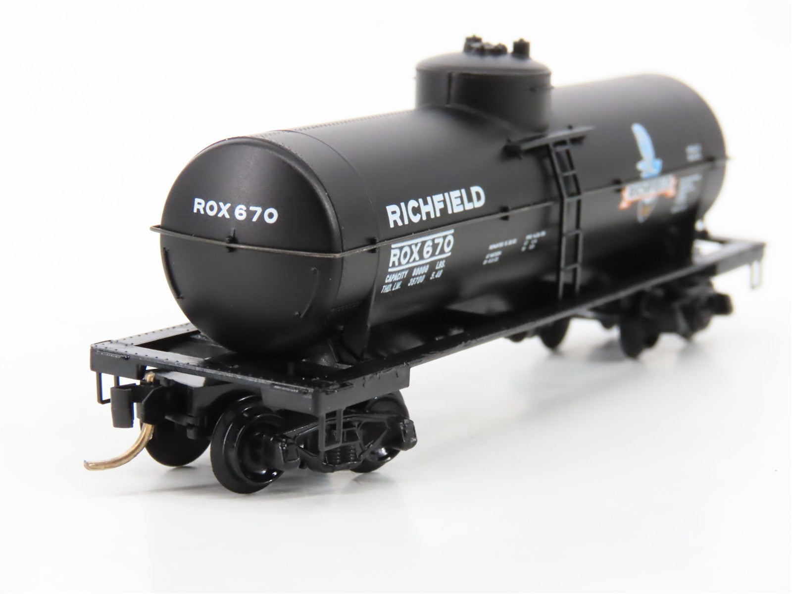 N Scale Micro-Trains MTL 65430 ROX Richfield Oil Company 39' Tank Car 670 RTR