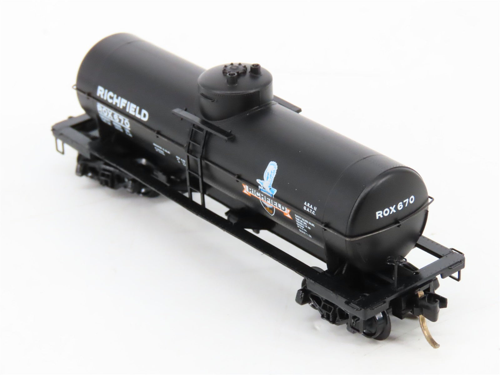 N Scale Micro-Trains MTL 65430 ROX Richfield Oil Company 39' Tank Car 670 RTR