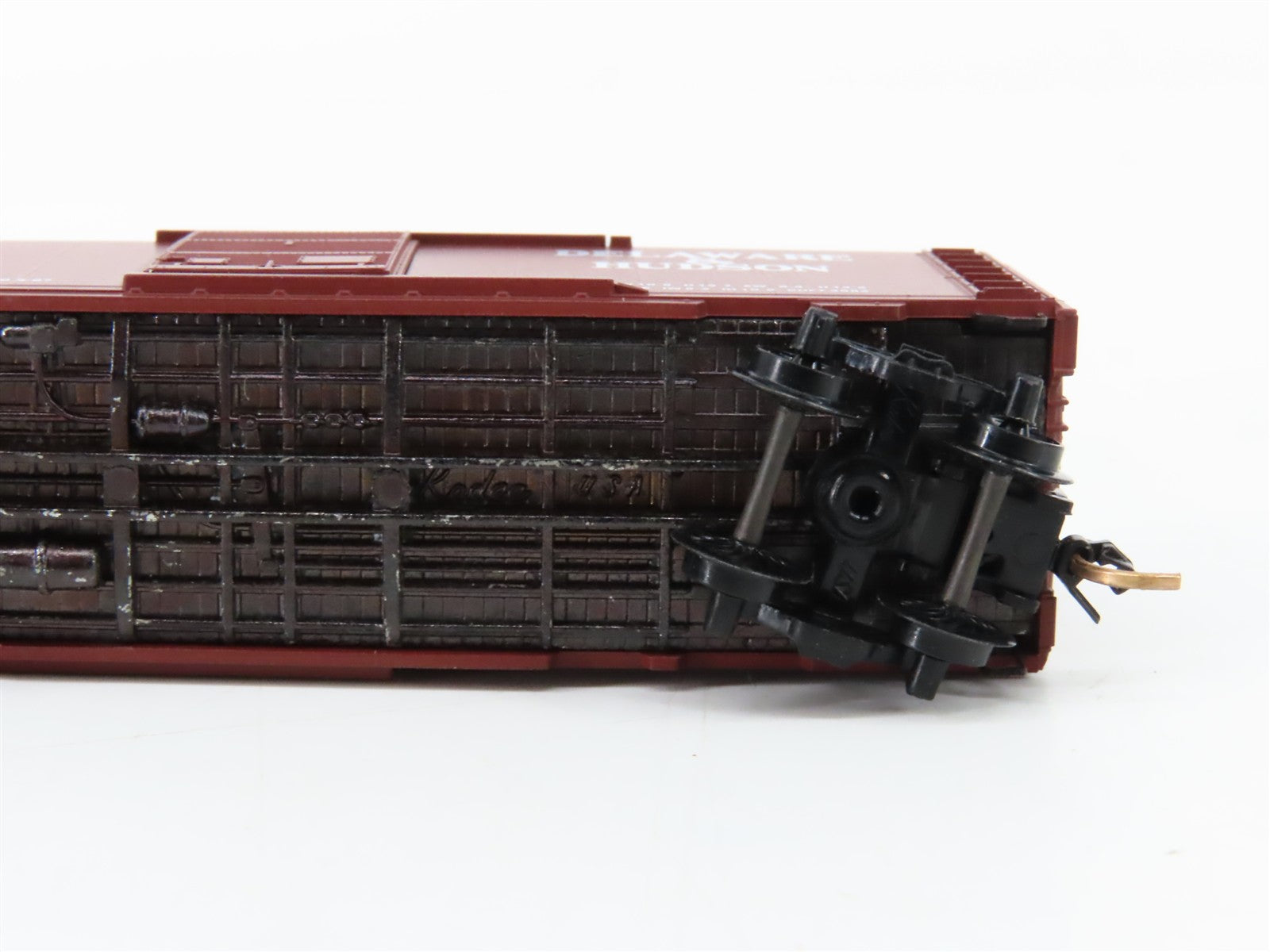 N Scale Micro-Trains MTL D&H Delaware & Hudson 40' Box Car 18501 RTR