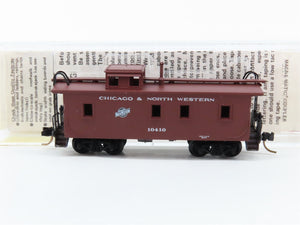 N Scale Micro-Trains MTL 50200 CNW Chicago & North Western 34' Caboose 10410 RTR