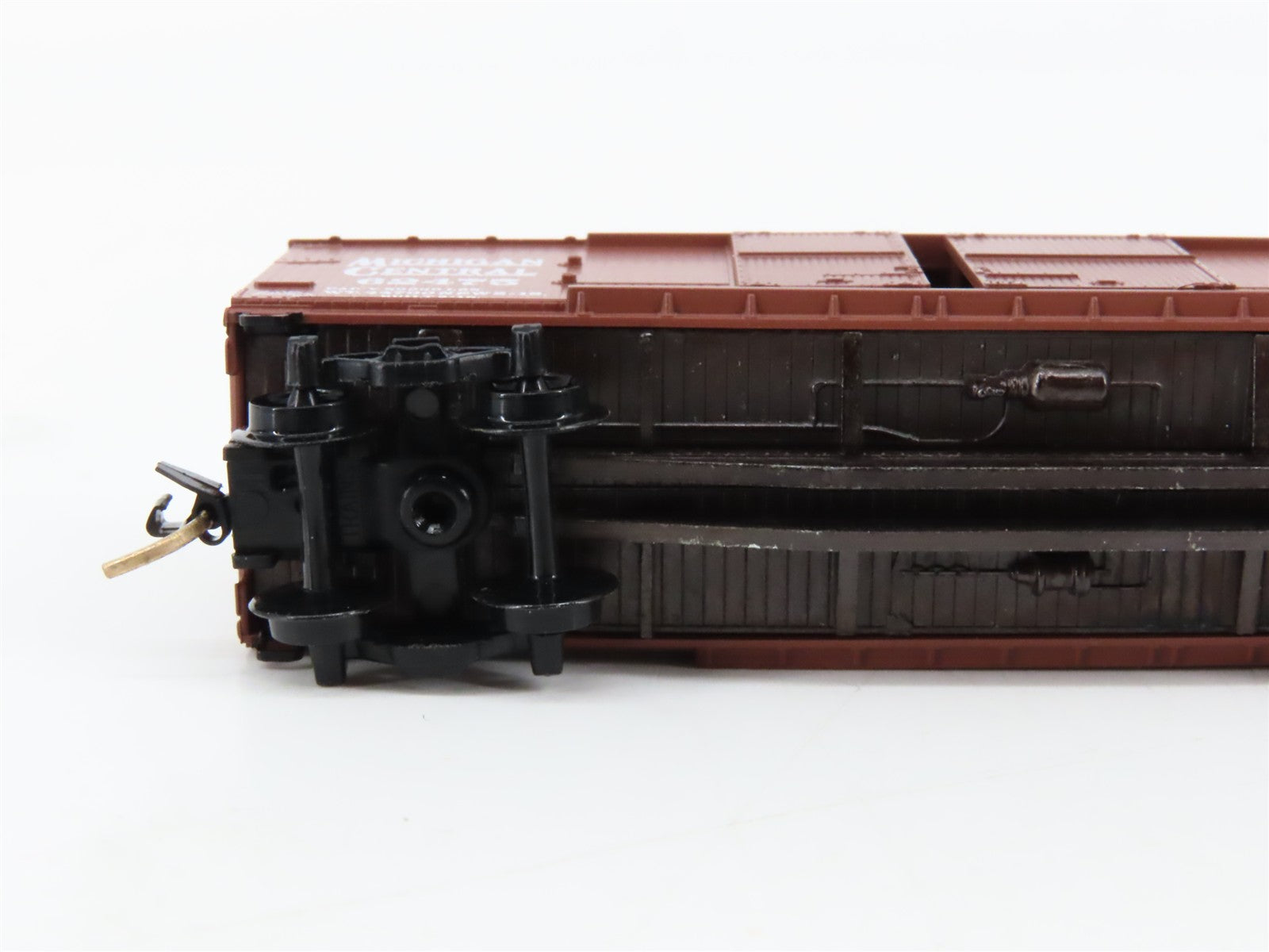 N Scale Micro-Trains MTL 43060 MC Michigan Central 40' Box Car 62475 RTR