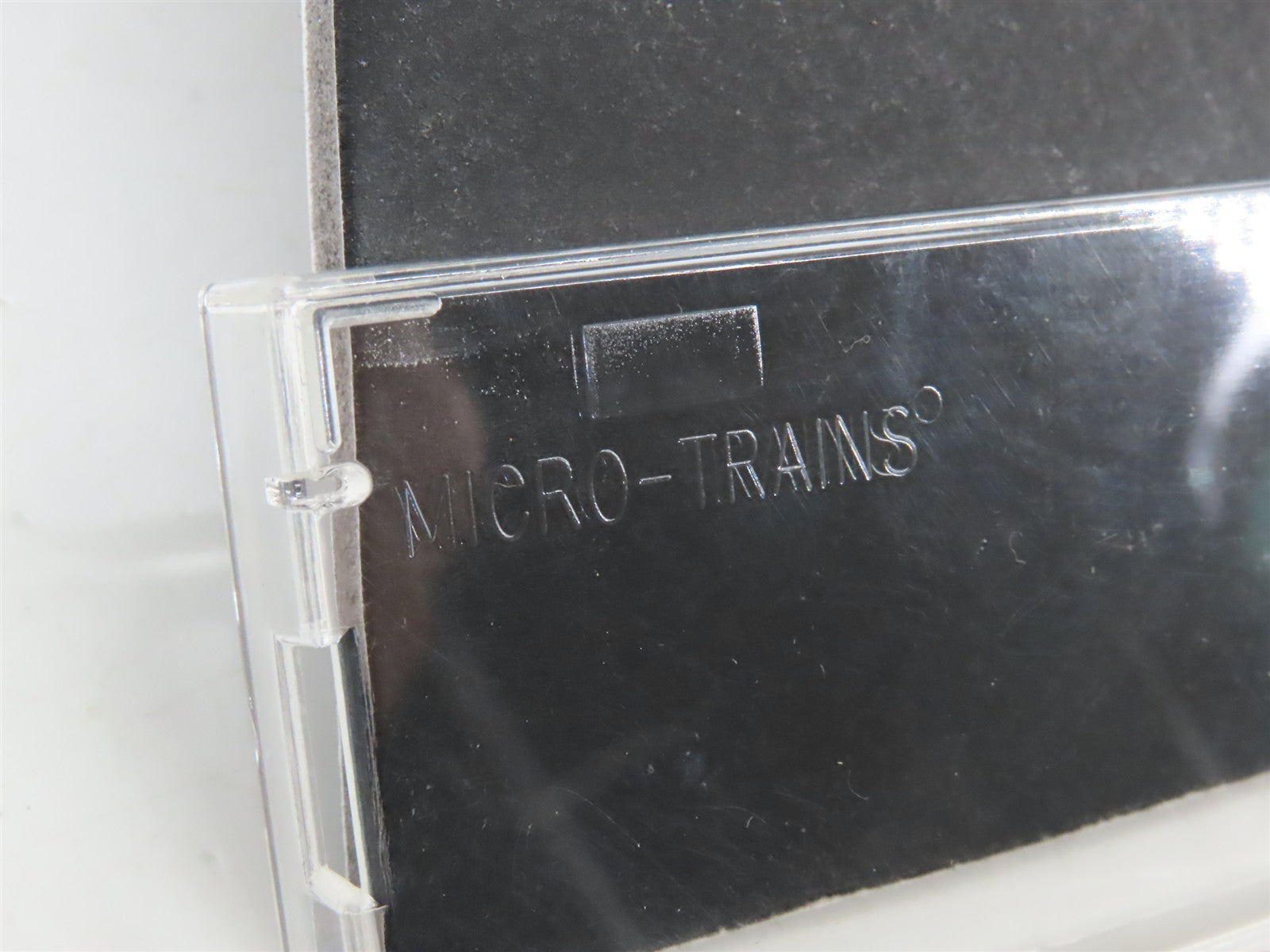 N Scale Micro-Trains MTL 43060 MC Michigan Central 40' Box Car 62475 RTR